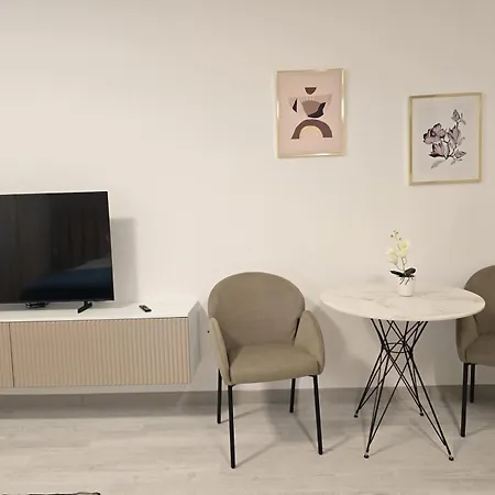 Apartamento Larin Bucarest