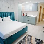 Larin * בוקרשט