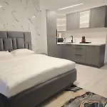 Larin *
