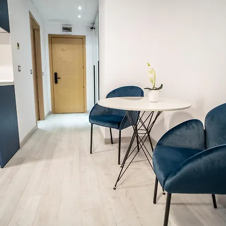 Larin * בוקרשט