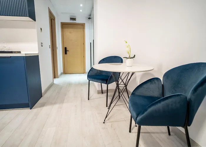 Larin * בוקרשט