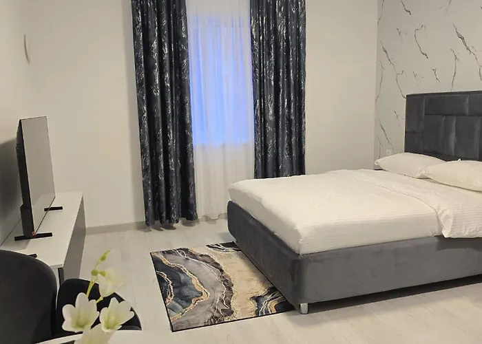 Апартаменти Larin *